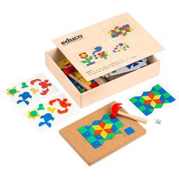 Jeu de formes à clouer - geo - jeu Montessori