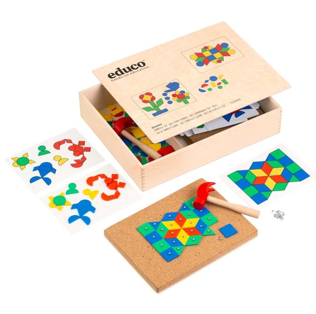 Jeu de formes à clouer - geo - jeu Montessori