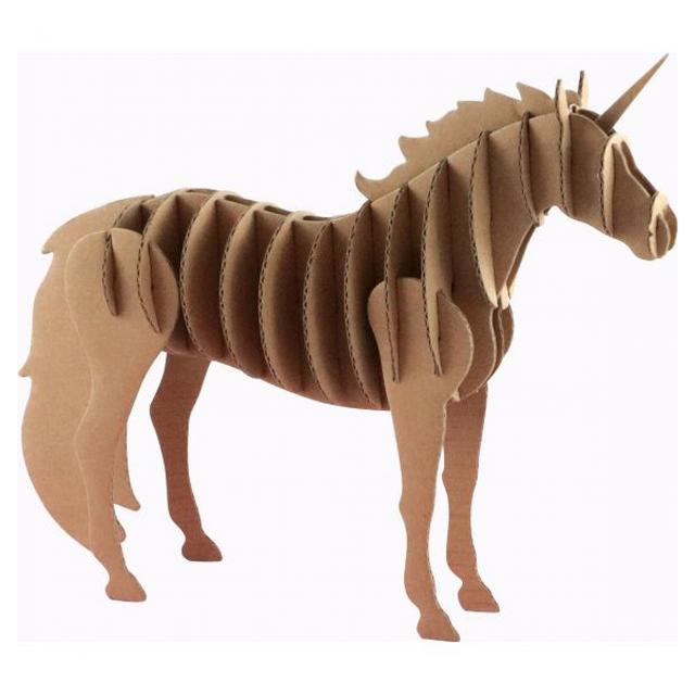 Maquette en carton theme licorne