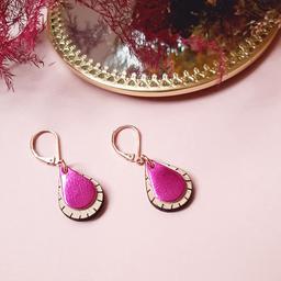 Boucles d'oreilles bois GOUTTE Fuchsia