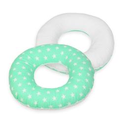 Coussin rond post natal etoiles blanches sur fond bleu menthe 