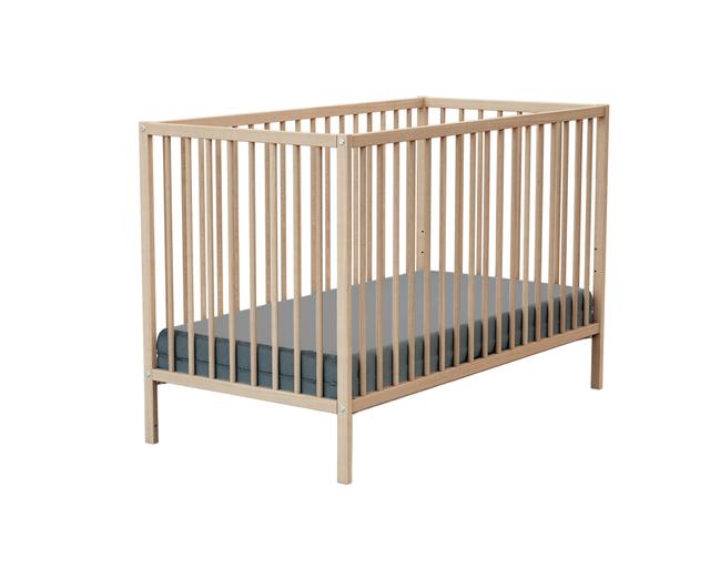 Lit bébé en bois