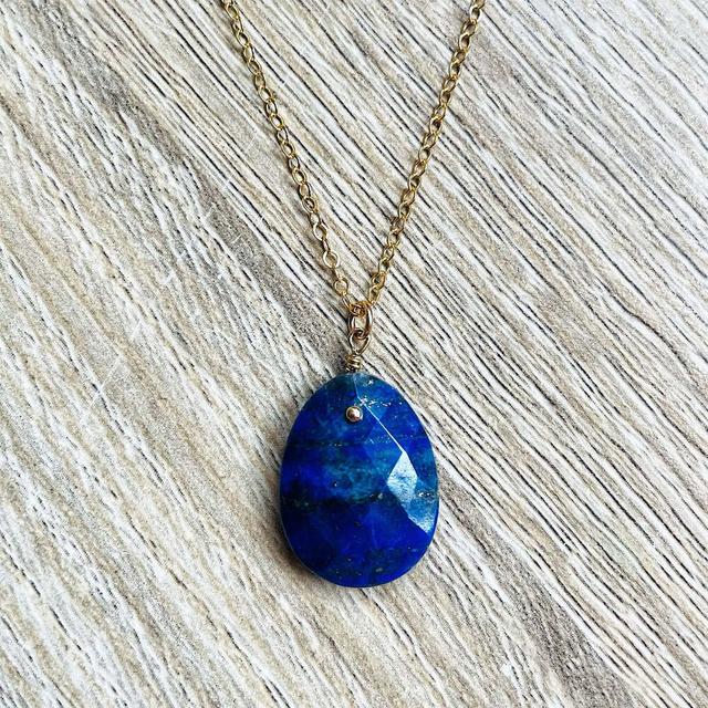 Collier Alma Lapis Lazuli bleu plaqué or