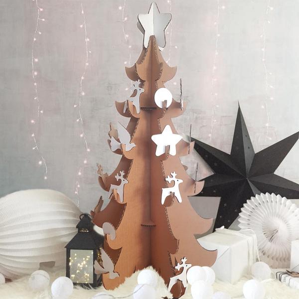 Sapin de noël en carton écoresponsable 80 cm & sa déco