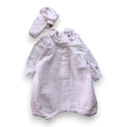 PETIT BATEAU, Barboteuse blanc avec chaussons neuve, 12 mois