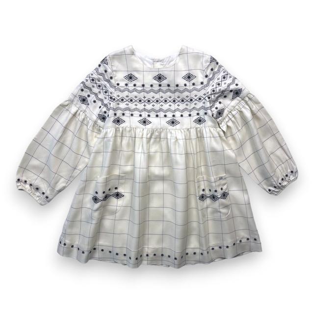 TARTINE & CHOCOLAT, Robe beige à carreaux et broderies noires, 5