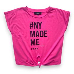 DKNY, T shirt rose "#NY made me", 6 ans