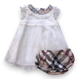 BURBERRY, Ensemble robe blanche en soie et bloomer check burberr