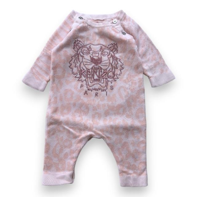 KENZO, Combianison rose avec tigre brodé, 3 mois