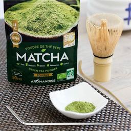 Thé Matcha + fouet + cuillère en bambou + 4 pailles inox